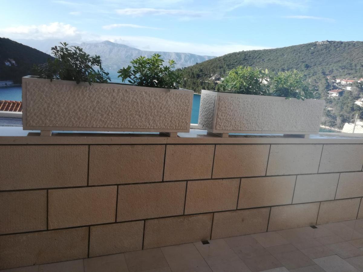 Apartman Ruzica Pucisca Exterior foto