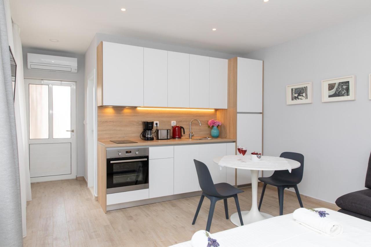 Apartman Ruzica Pucisca Exterior foto