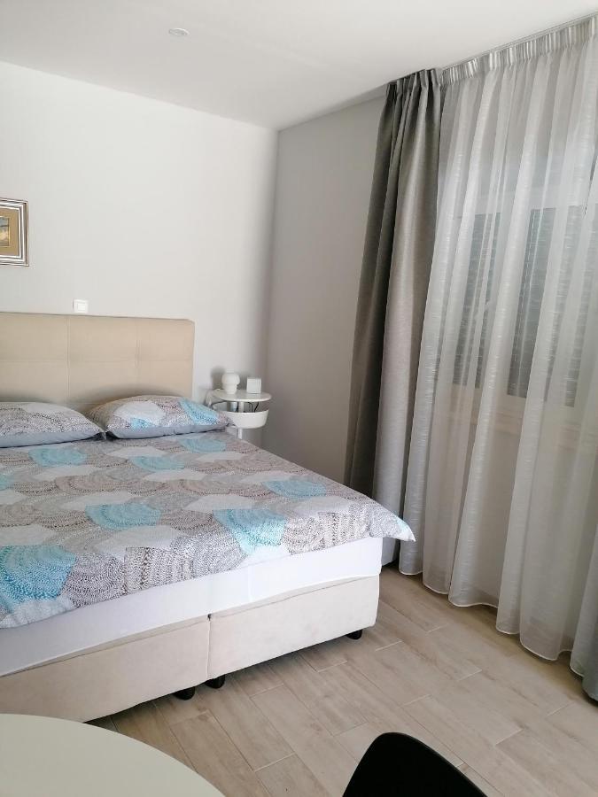 Apartman Ruzica Pucisca Exterior foto